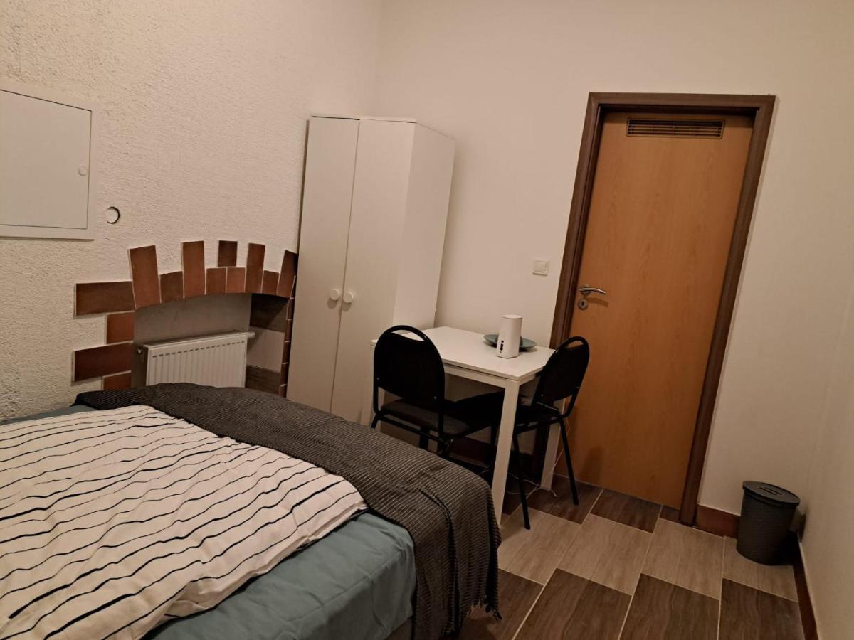 Halle  Simostay מראה חיצוני תמונה