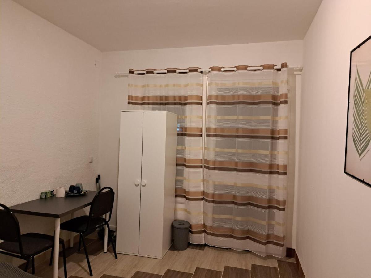 Halle  Simostay מראה חיצוני תמונה